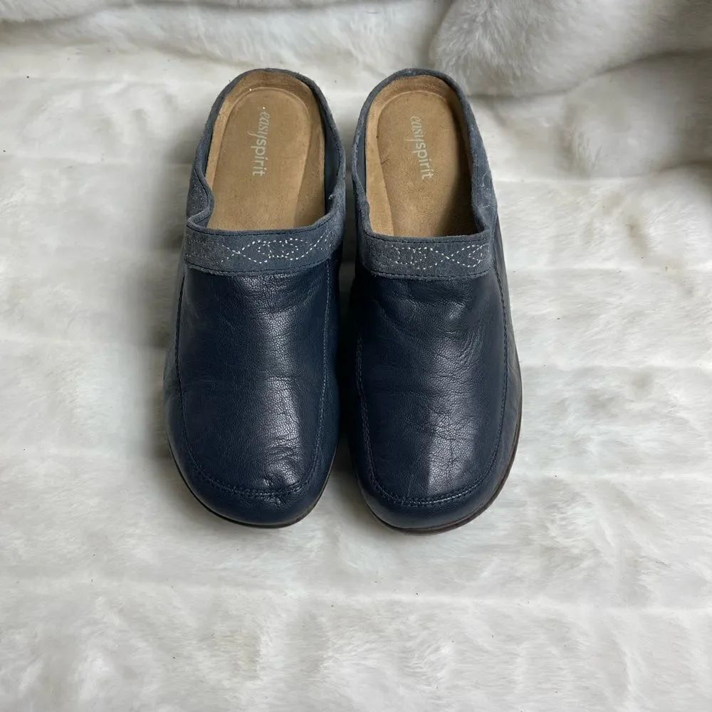 Easy Spirit leather navy blue clogs 3”heels rubber soles size 9.5W